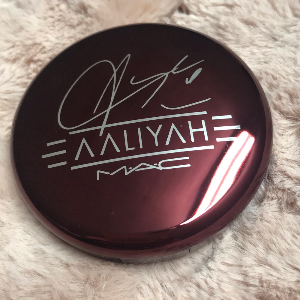 MAC bronzer compact